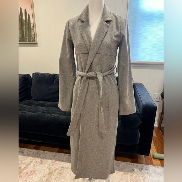 Overcoat 🫶🏼 - Picture 2 of 7